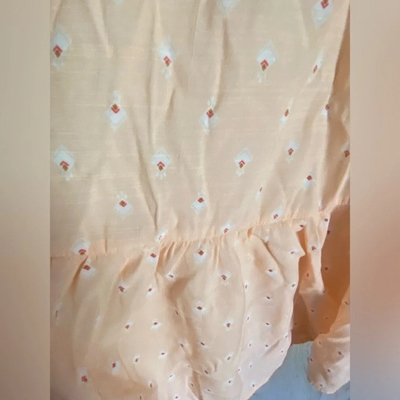 Wonderly Peach Tiered Ruffle Sleeve Blouse Top Shirt Sz Large - Picture 2 of 7